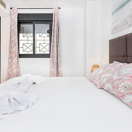 Ferienwohnung Maba/Private Backyard/Walk To Downtown/Large Smart Tv Málaga Exterior foto