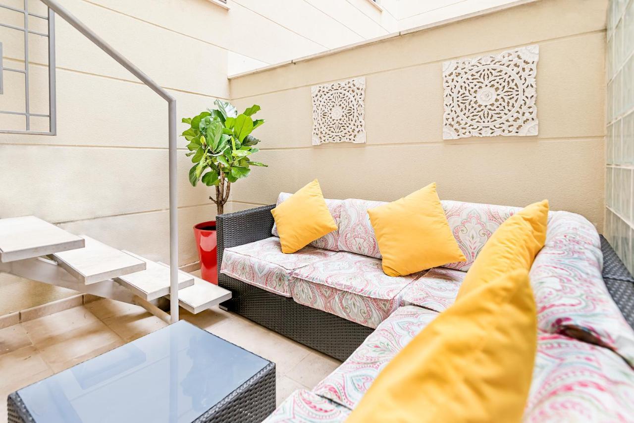 Ferienwohnung Maba/Private Backyard/Walk To Downtown/Large Smart Tv Málaga Exterior foto